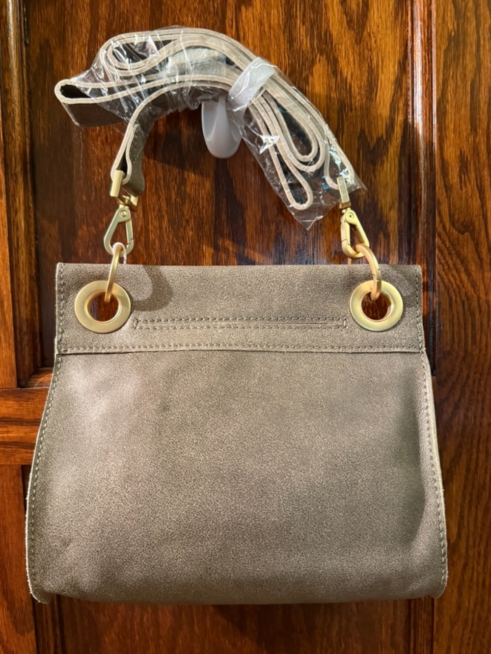 NWT $325 Hammitt Tony Small Pewter Leather Crossbody Bag Brushed Gold Red Zipper - Picture 3 of 4